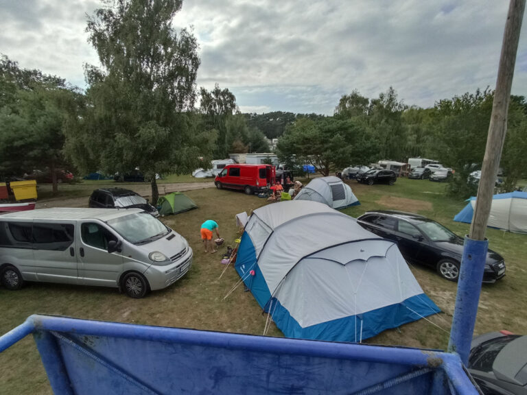 zdjecie-pola-namiotowego-5